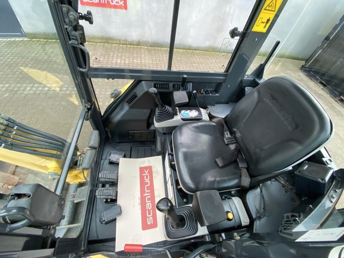 Komatsu PC20MR-2 (2005) – Mini Pelle 2T – 2 280 h – Compacte et Fiable – Image 2